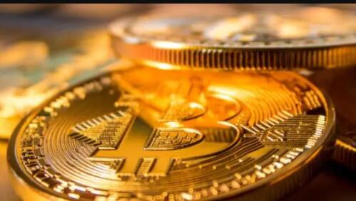 比特币OG再次出售300枚BTC购买ETH3天内浮盈8400万美元