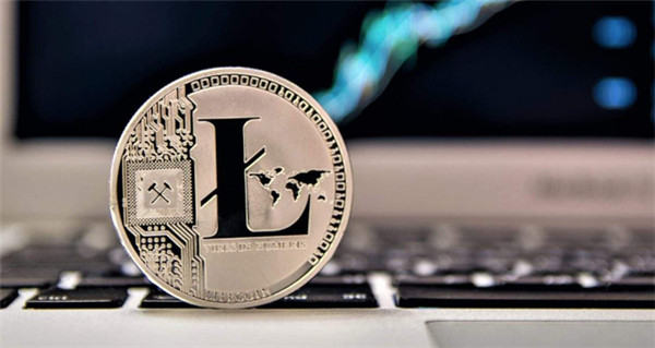 链上数据揭穿线% BTC逾年未动现货抛压与长期持仓共存?